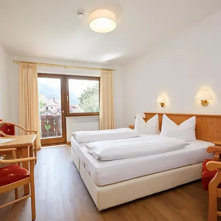 Gaestehaus Zugspitz - Ohne Verpflegung Pensionat Farchant